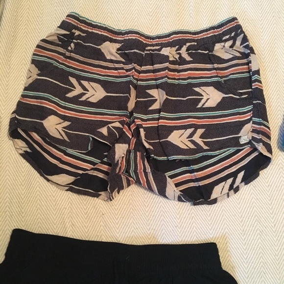 SUMMER SHORTS BUNDLE - Picture 7 of 8